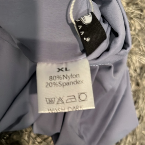 Tank top - Picture 4 of 4